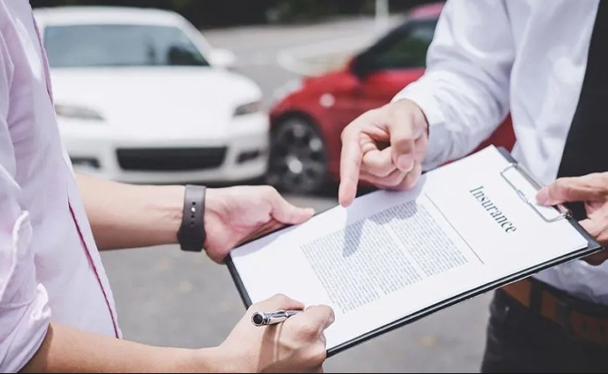 Filing a Car Insurance Claim After an Accident: A Step-by-Step Guide